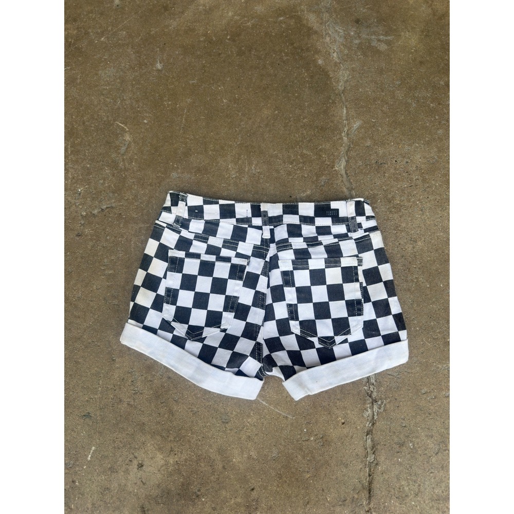 Almost Famous Mid Rise Checkerboard Shorts Black White Cuffed Denim Size 1 - Picture 2 of 3